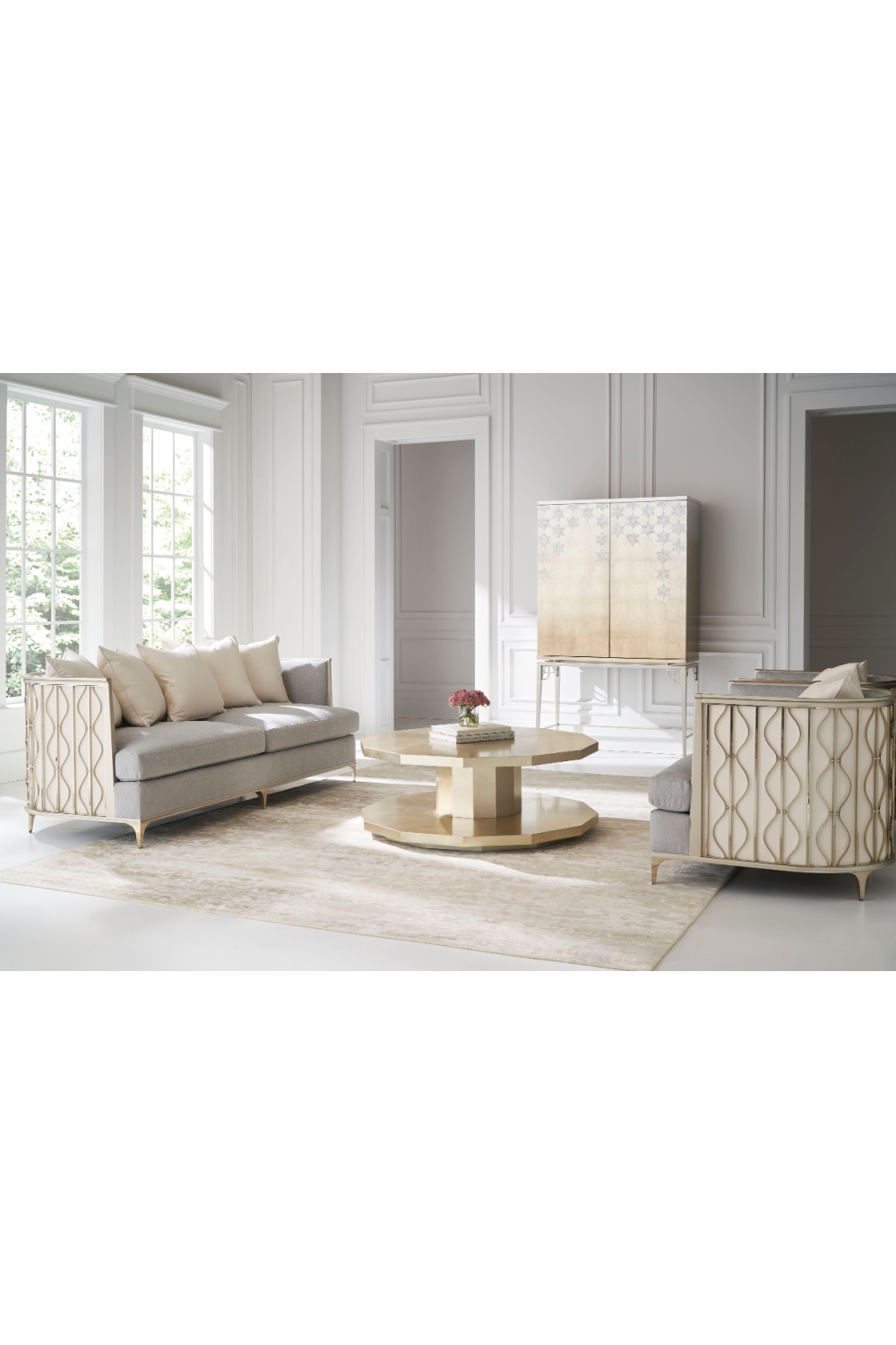 Gray Statement Lounge Chair | Caracole Back In Style | Oroa.com