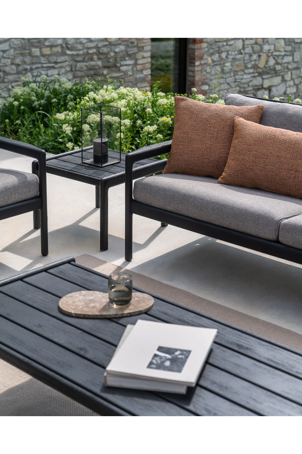 Black Teak Outdoor Lounge Chair | Ethnicraft Jack | Oroa.com