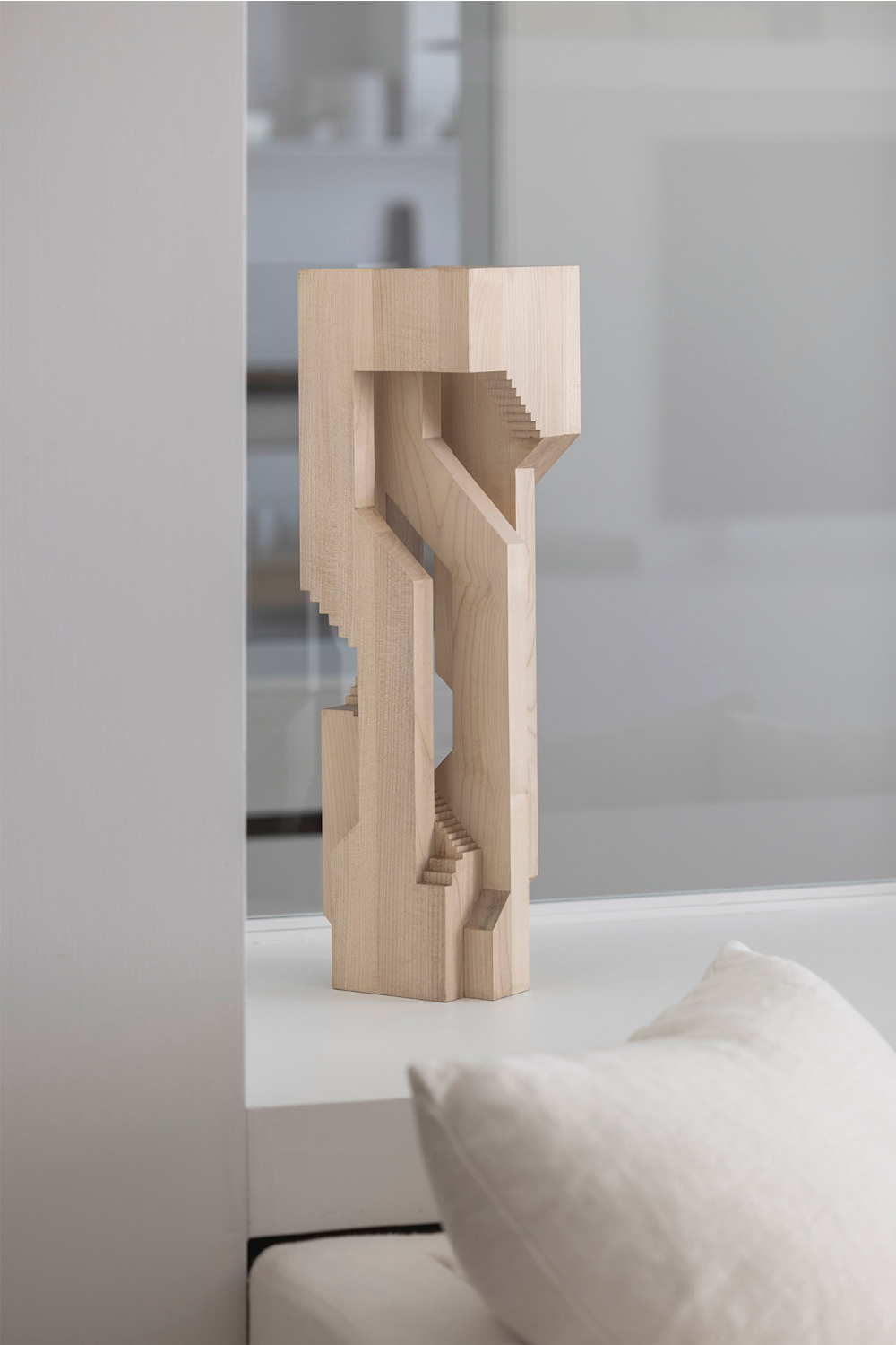 Abstract Stair Sculpture | Ethnicraft Circonvolution | Oroa.com