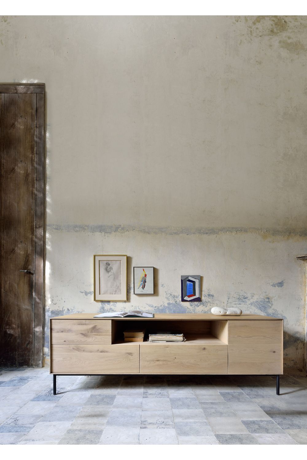 Solid Oak TV Cupboard | Ethnicraft Whitebird | Oroa.com