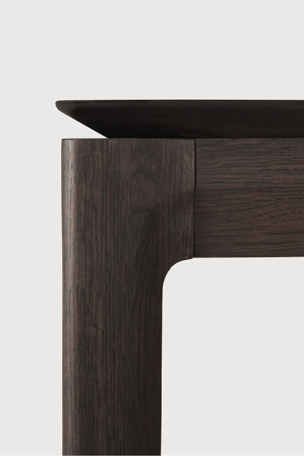 Minimalist Extendable Dining Table | Ethnicraft Bok | Oroa.com