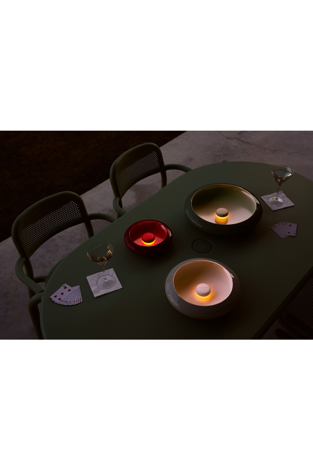 Metal Bowl Outdoor Wall Lamp L | Fatboy Oloha | OROA.com