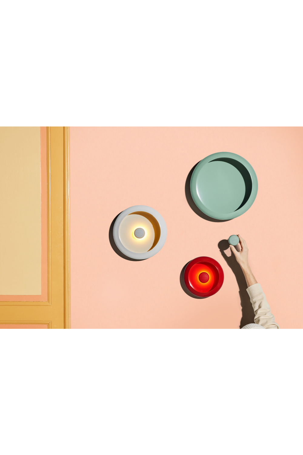 Metal Bowl Outdoor Wall Lamp M | Fatboy Oloha | OROA.com