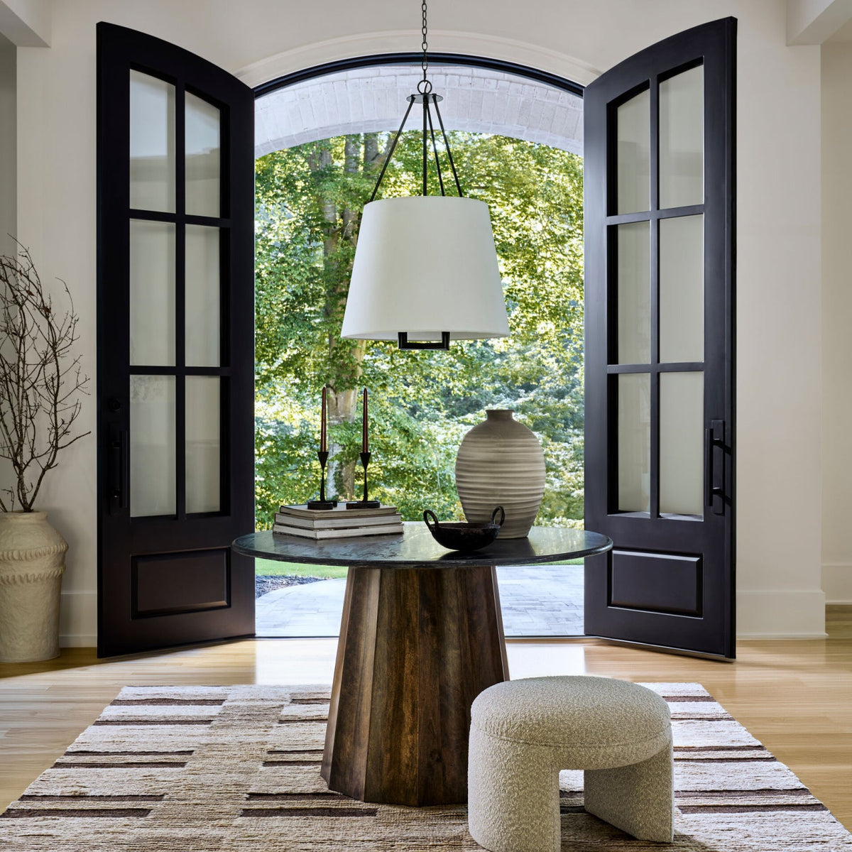 Modern European furniture - Black Marble Round Dining Table - www.oroa.com