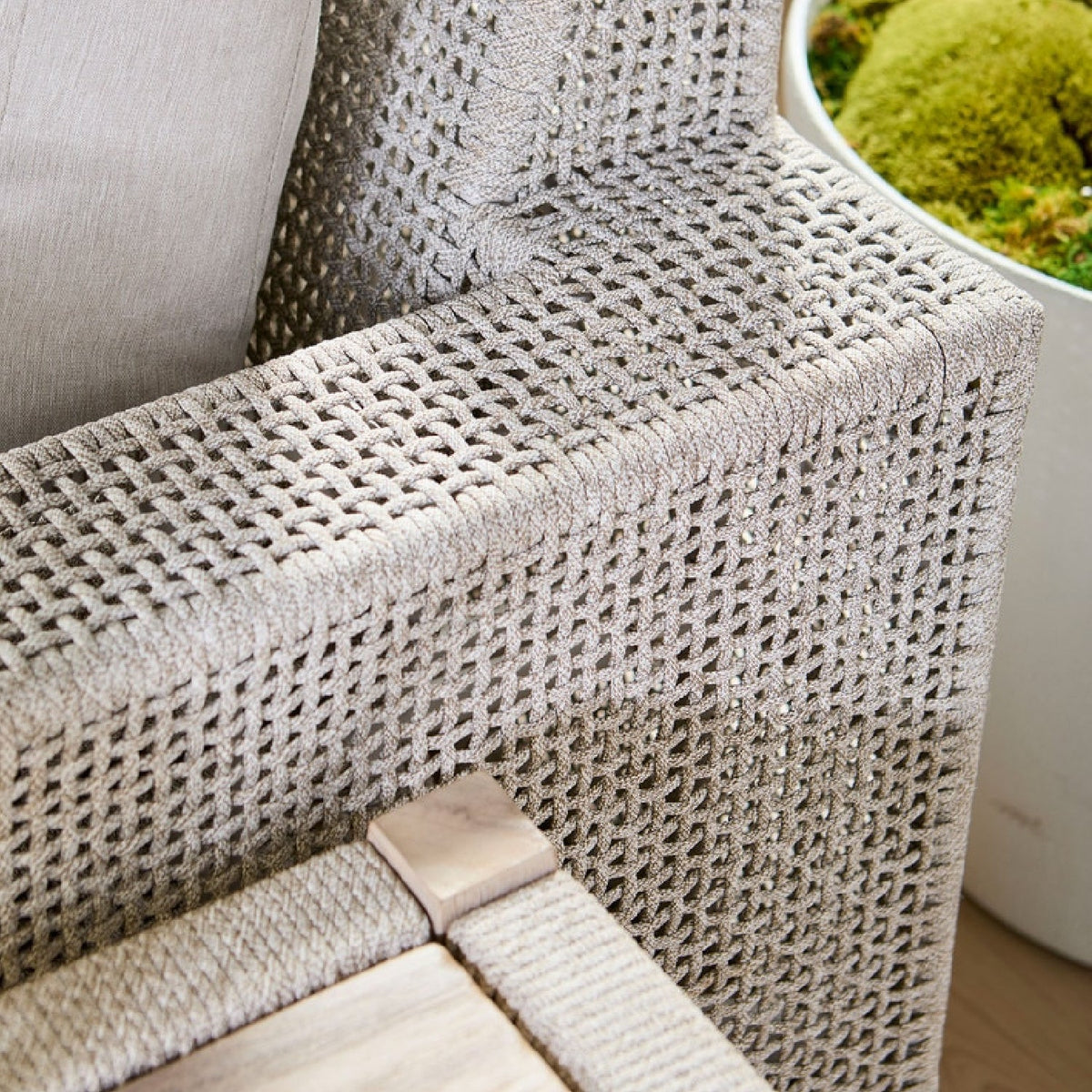 Modern European furniture - Flat Rope Outdoor Sofa - www.oroa.com