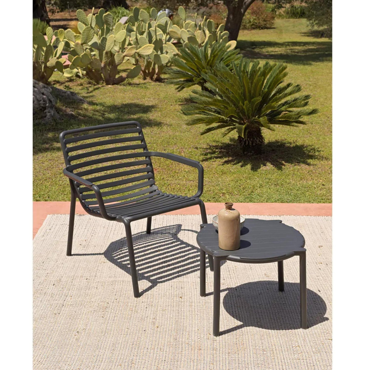 Slatted Round Outdoor Coffee Table | Nardi Doga