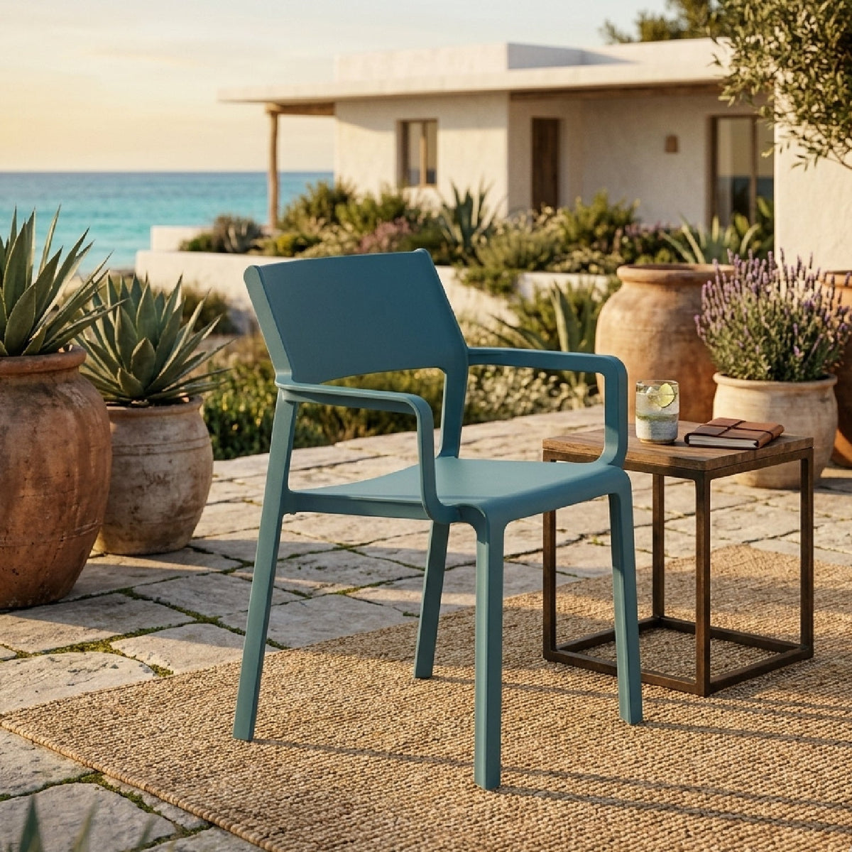 Open-back Outdoor Dining Armchair | Nardi Trill