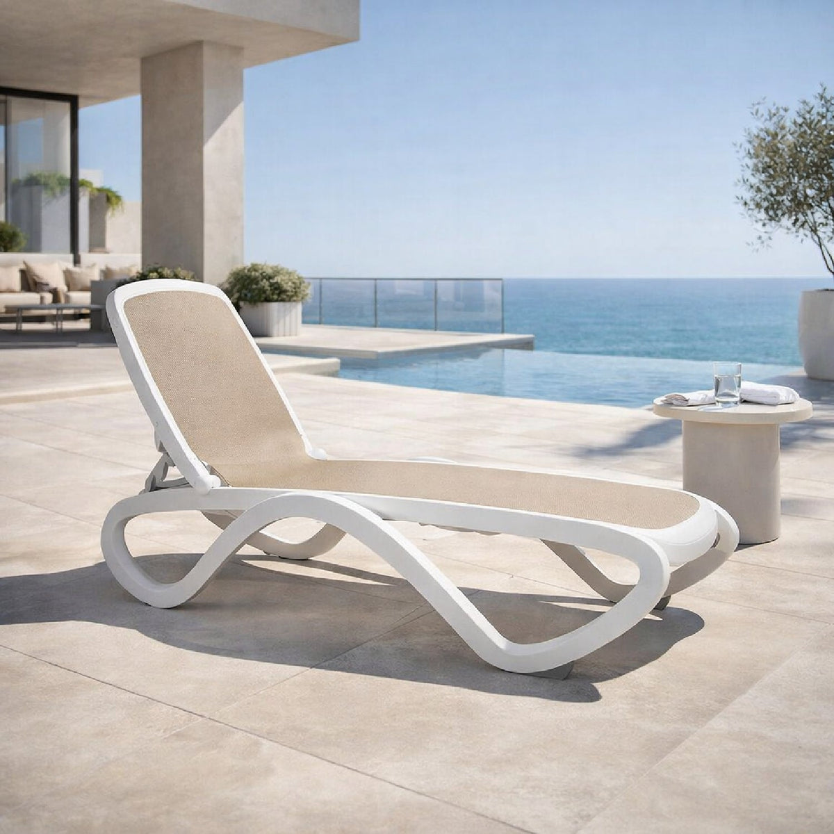 Fabric Adjustable Outdoor Chaise Lounge | Nardi Omega | OROA.com