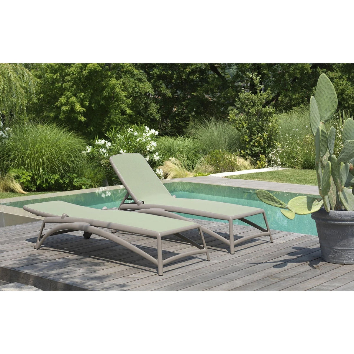 Fiberglass Frame Outdoor Chaise Lounge | Nardi Atlantico
