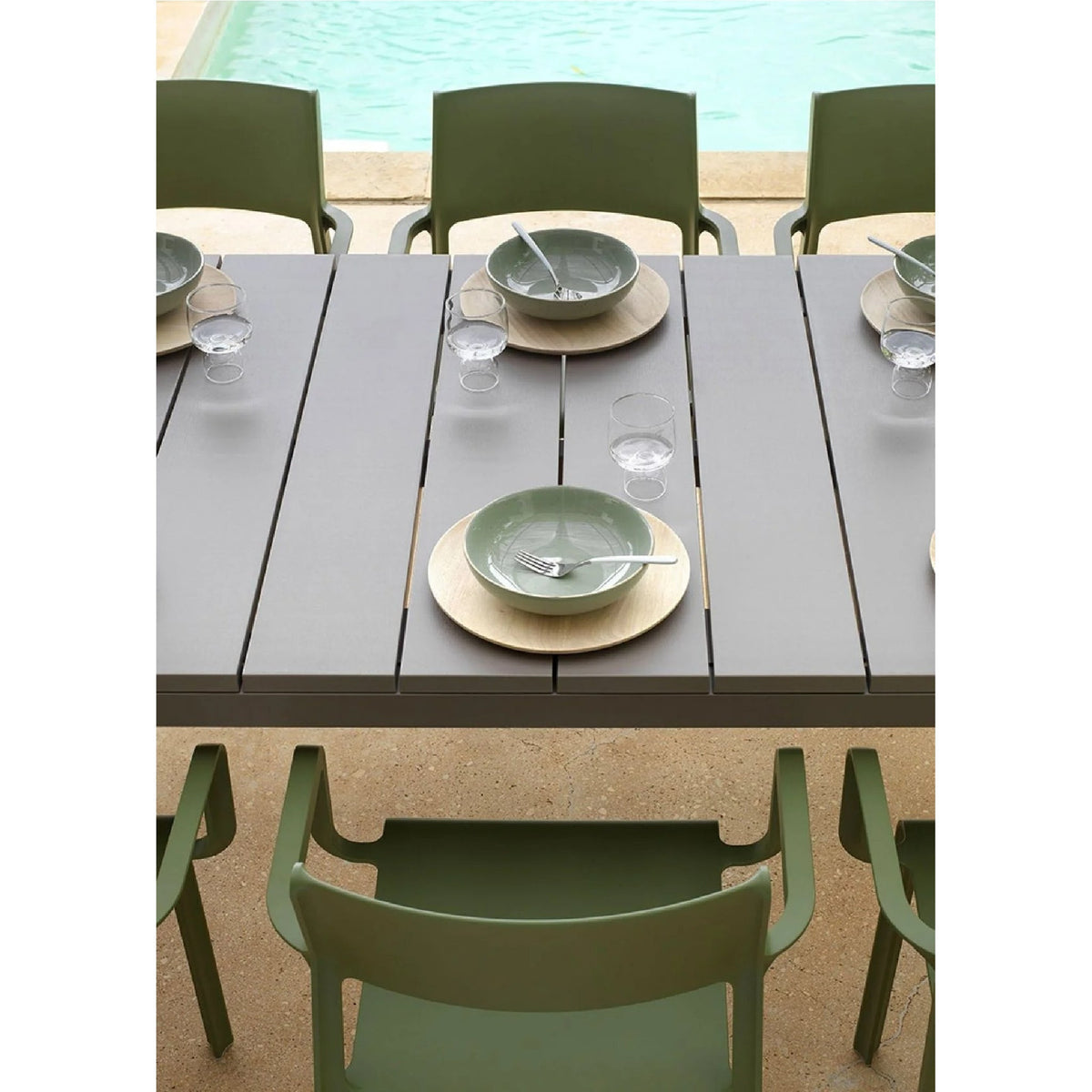 Aluminum Framed Extendible Outdoor Dining Table | Nardi Rio