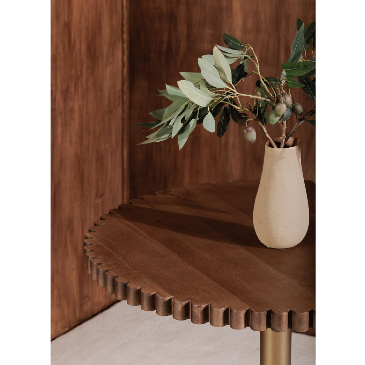 Modern European furniture - Round Scalloped Pedestal Coffee Table - www.oroa.com