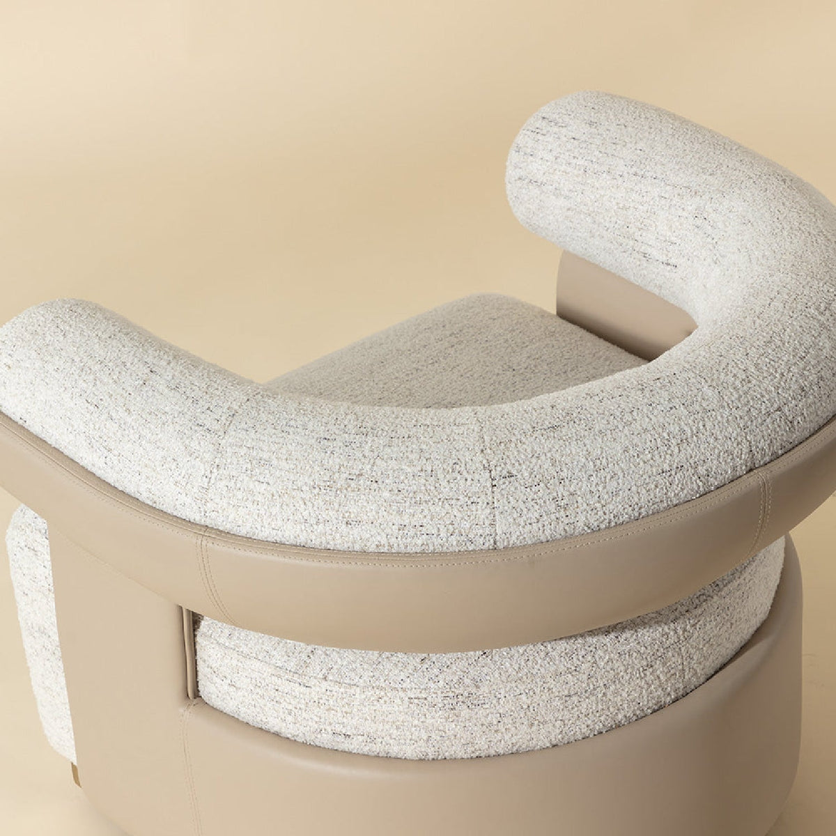 Curved-Back Swivel Lounge Chair by Splendido Olida Accent Chair, alternate view 7
