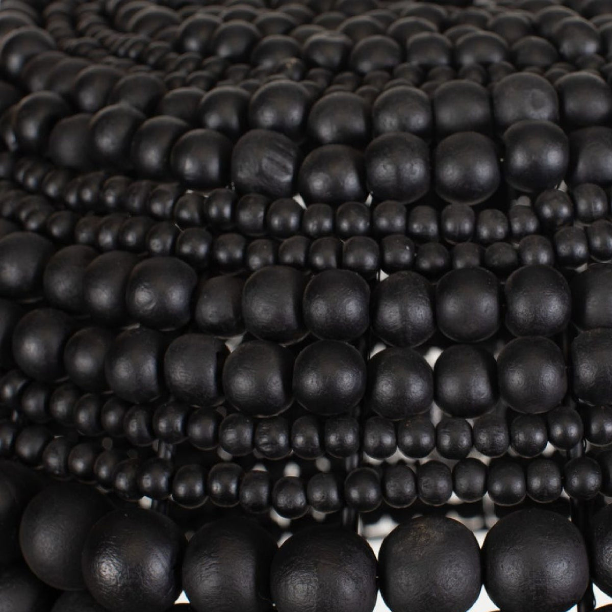 Modern European furniture - Black Wooden Beads Pendant Lamp - www.oroa.com