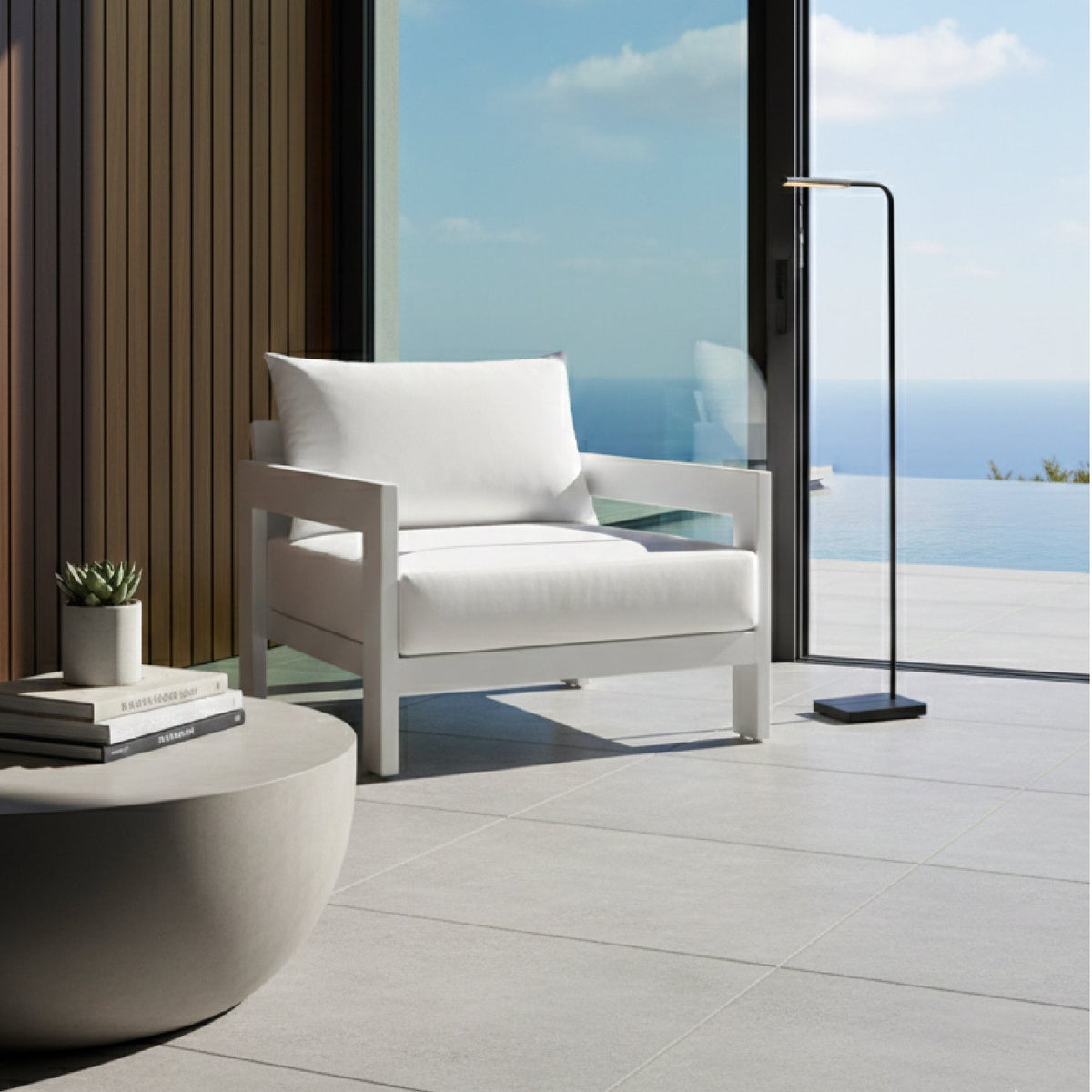 Aluminum-Framed Outdoor Lounge Chair | OROA Modern Wake