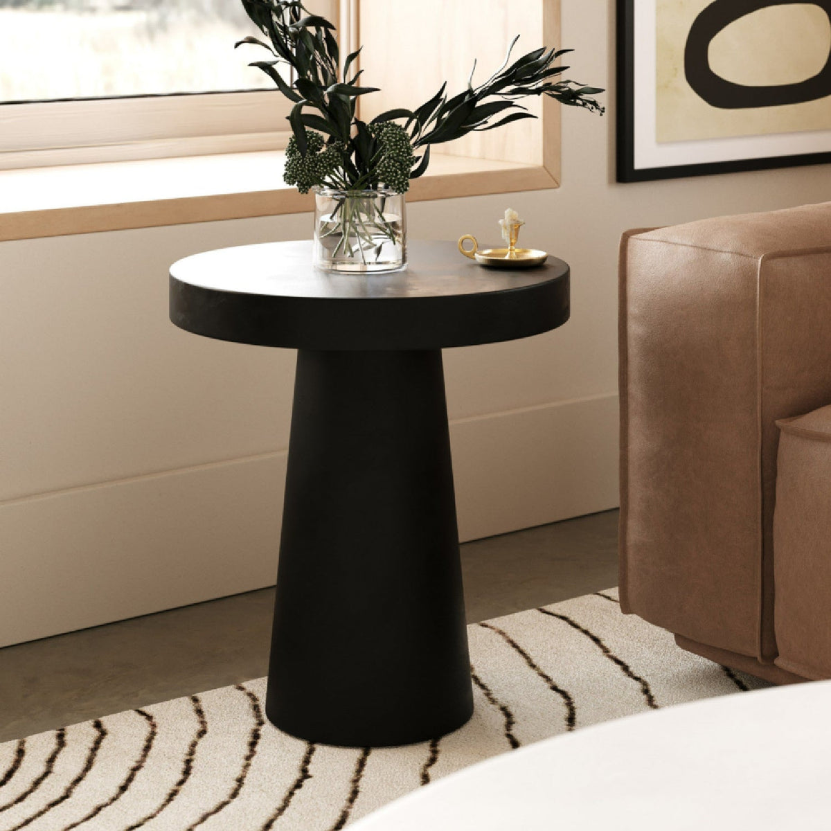 Concrete Pedestal End Table | OROA Modern Desoto