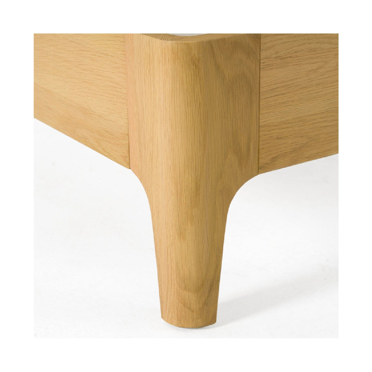 Natural Oak Bed | OROA Modern Seattle