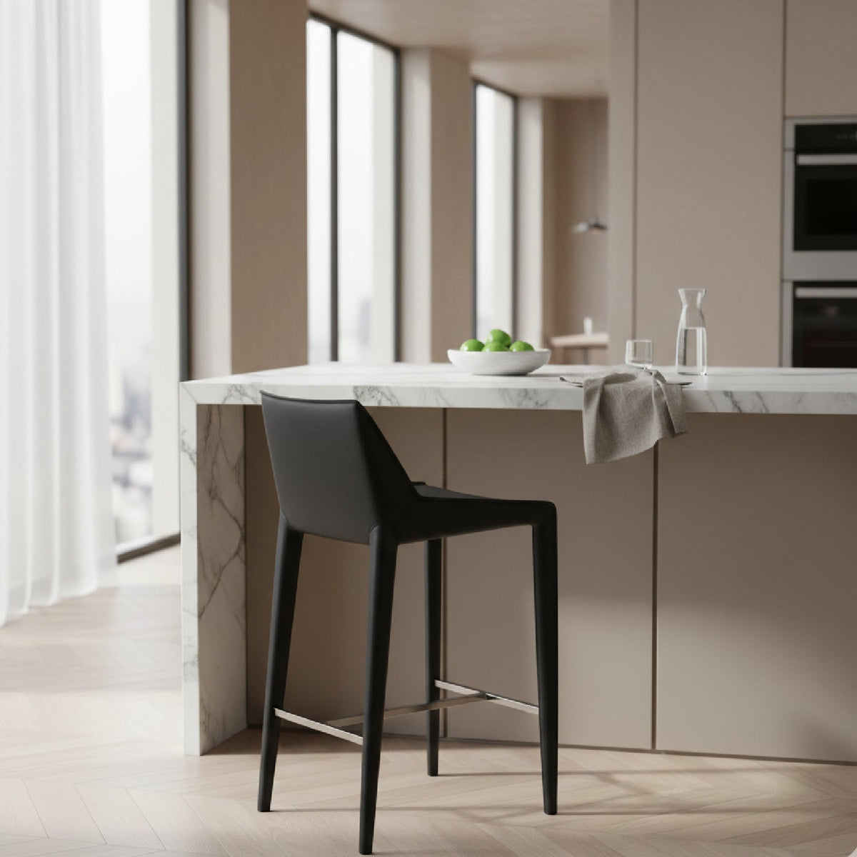 Saddle Leather Counter Stool | OROA Modern Halo