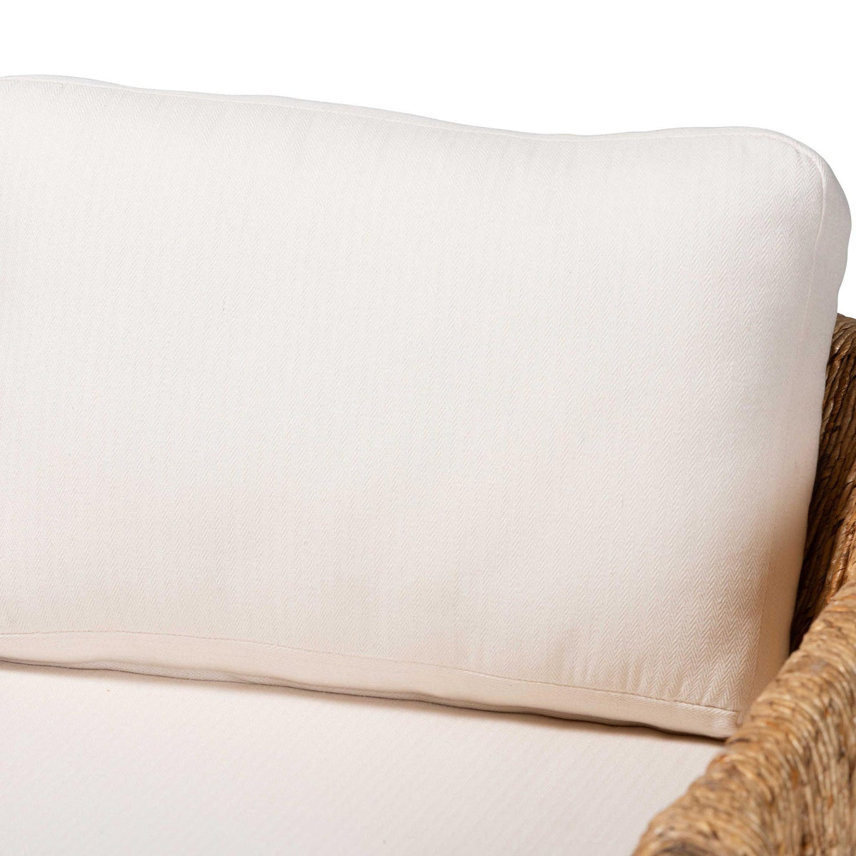 Modern European furniture -Cushioned Woven Seagrass Lounge Chair- www.oroa.com