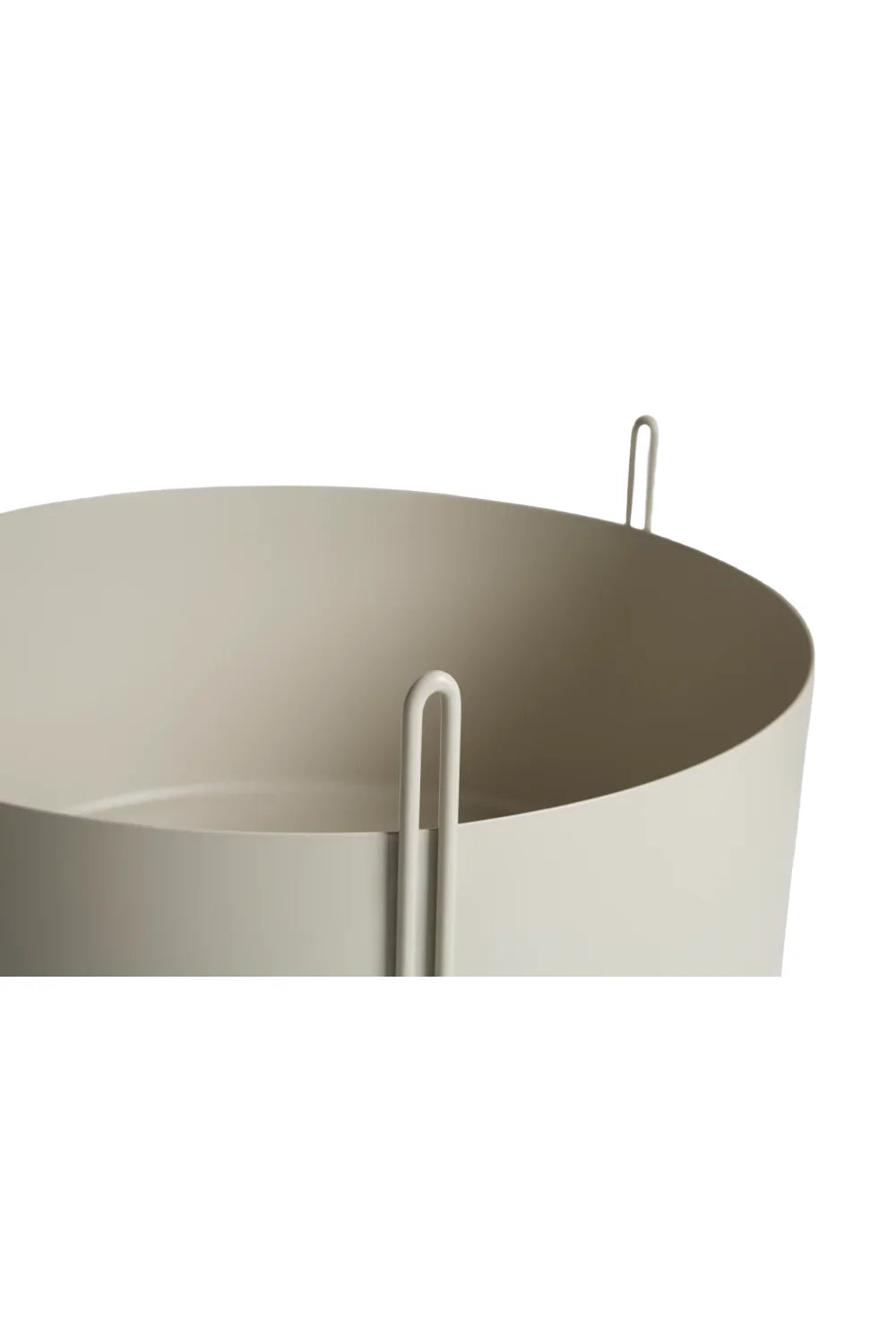 Painted Metal Planter M | WOUD Pidestall | OROA.com