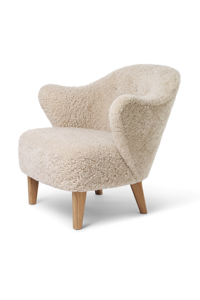 Curved-Back Lounge Chair | Audo Copenhagen Ingeborg | Oroa.com