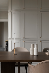 Intersecting-Base Oak Dining Table | Audo Copenhagen Androgyne | Oroa.com