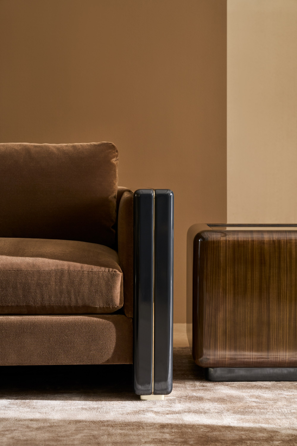 Mirror Top Cube Accent Table | Caracole Gelee | Oroa.com