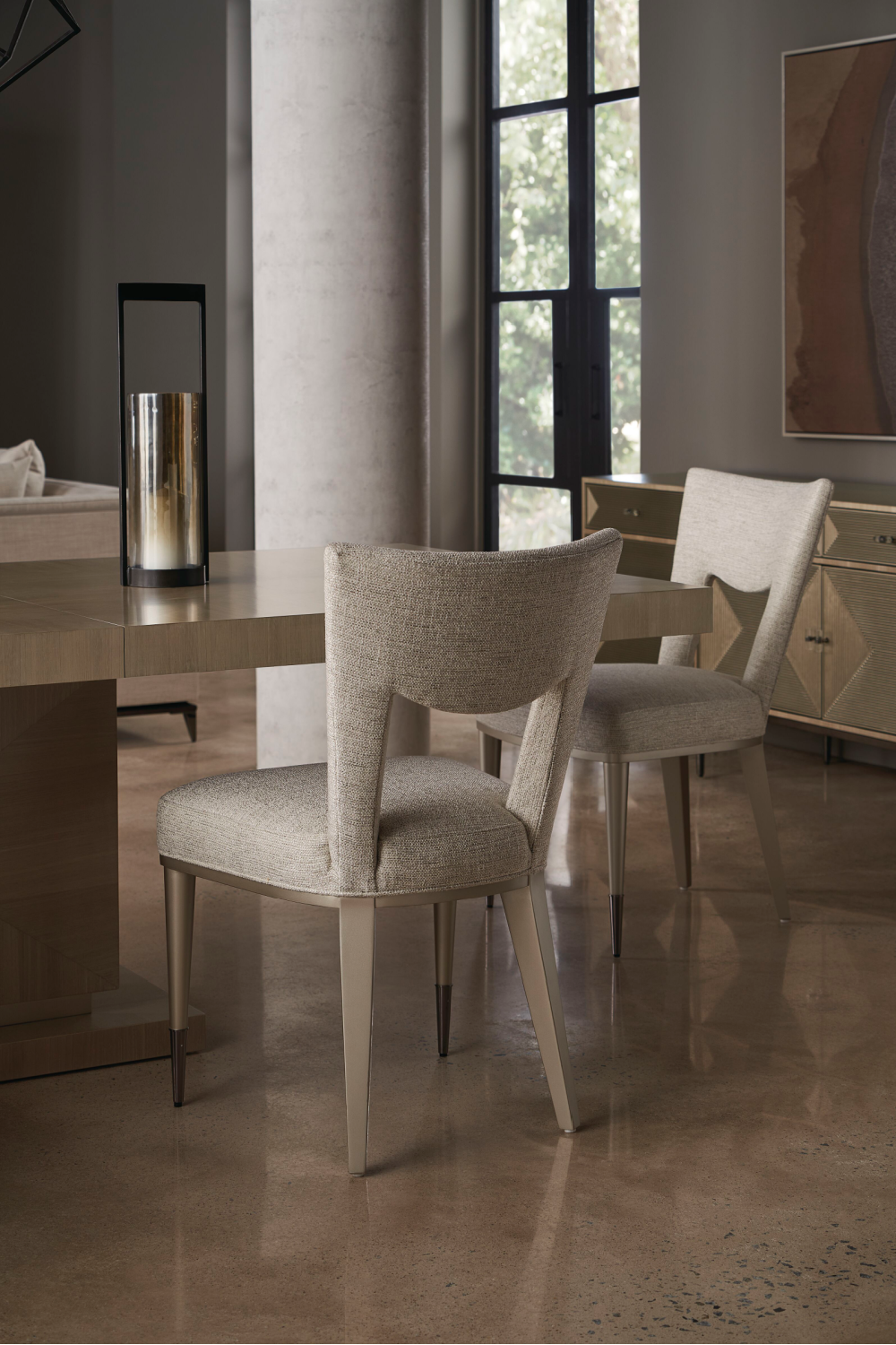 Gray Wooden Extendable Dining Table | Caracole Horizon | Oroa.com