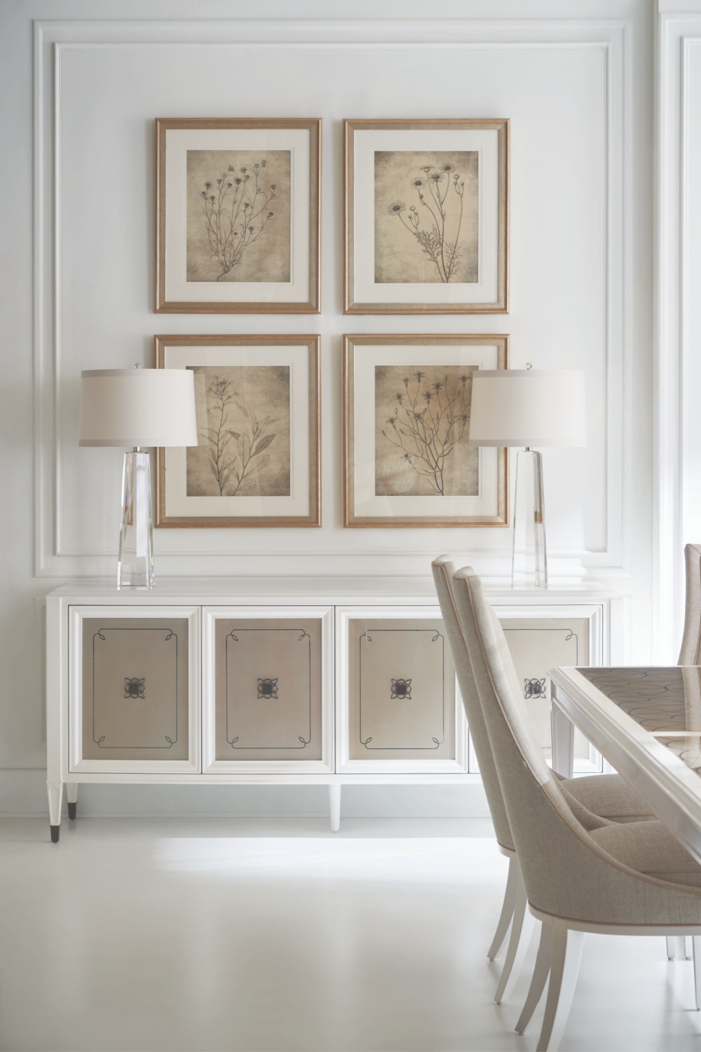 Mirrored Panel Sideboard | Caracole Lattice Serve You | Oroa.com