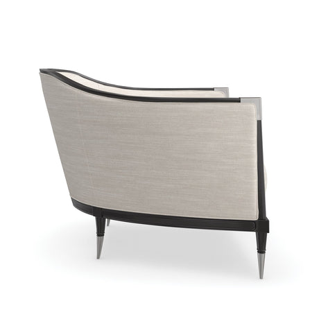 White Linen Lounge Linen | Caracole Splash of Flash