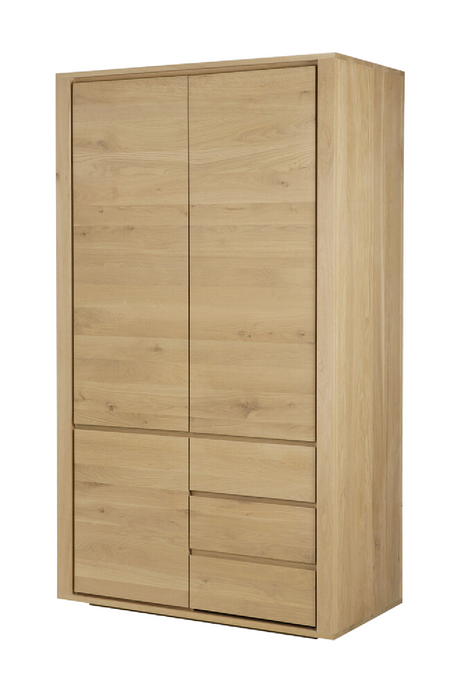3-Door Oak Wood Wardrobe Cabinet | Ethnicraft Shadow | OROA.COM