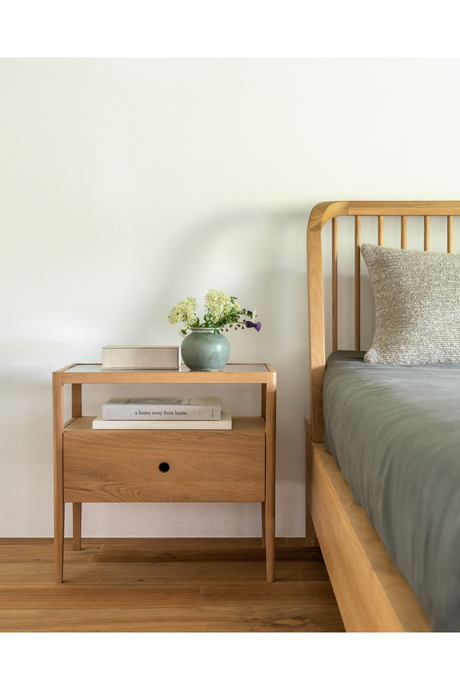 Glass Top Oak Nightstand | Ethnicraft Spindle | Oroa.com