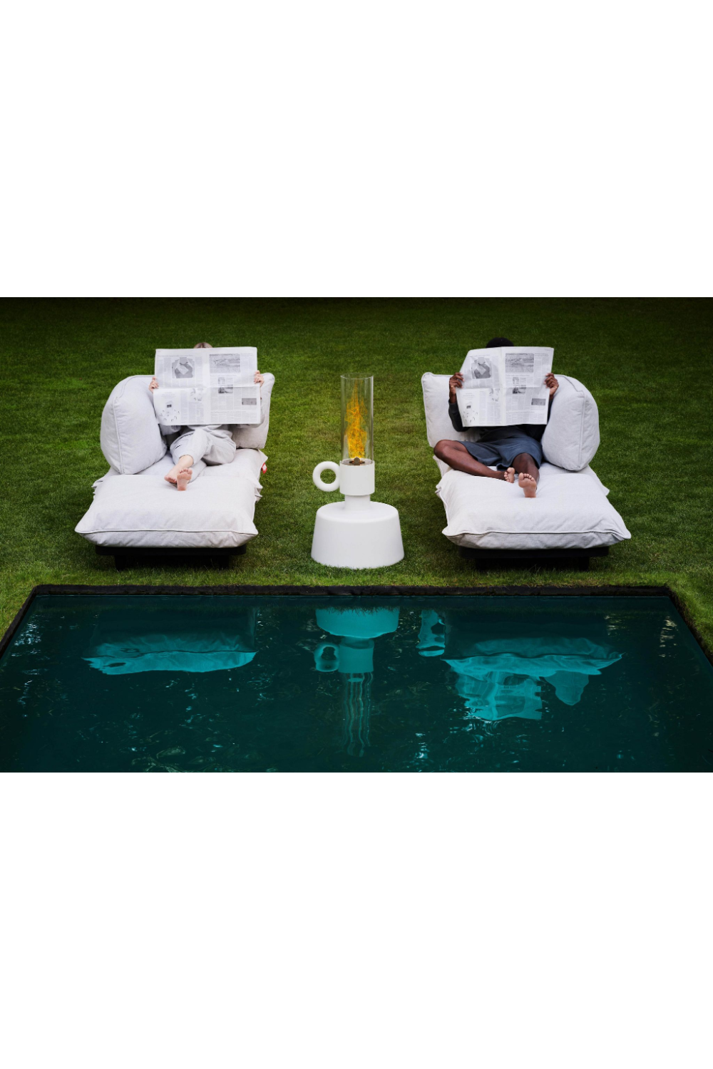 Minimalist Outdoor Corner Seat | Fatboy Paletti | OROA.com