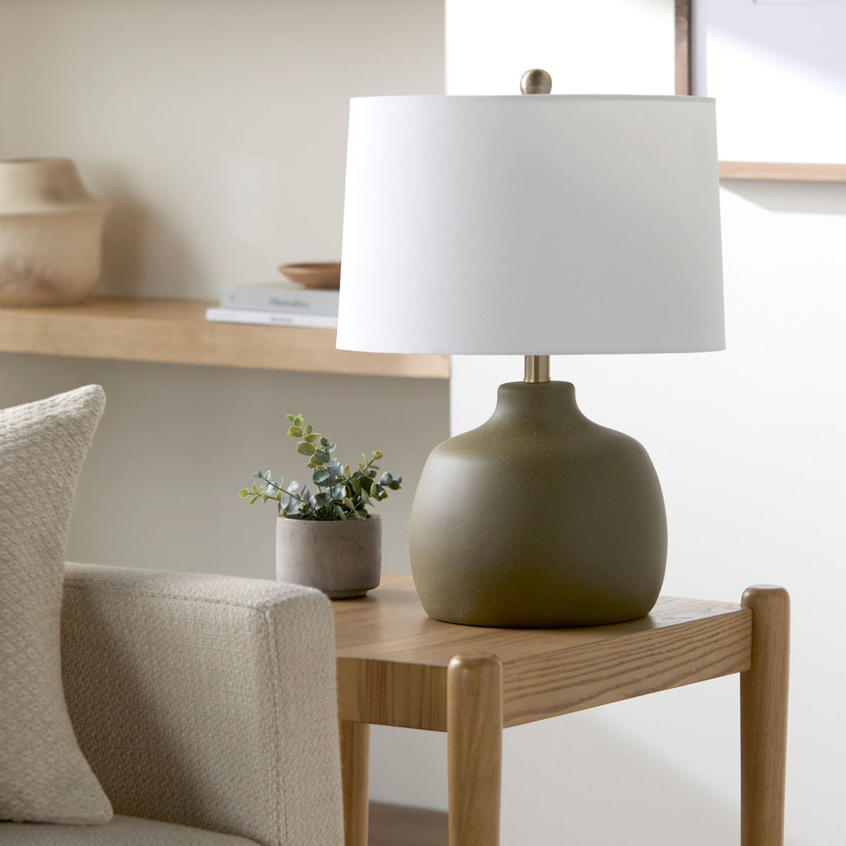 Modern European furniture - Hand-painted Base Accent Table Lamp - www.oroa.com