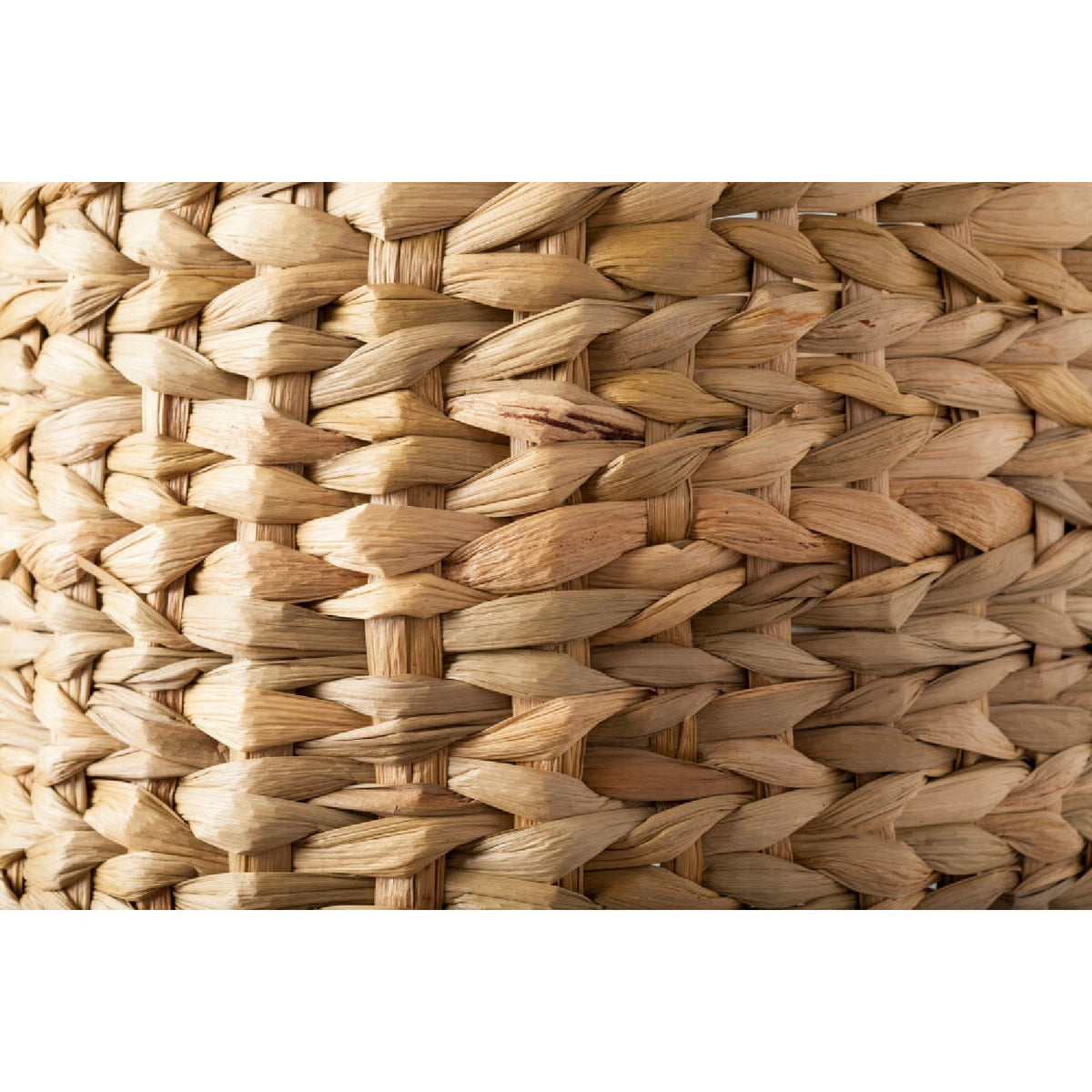 Modern European furniture - Braided Natural Seagrass Table Lamp - www.oroa.com