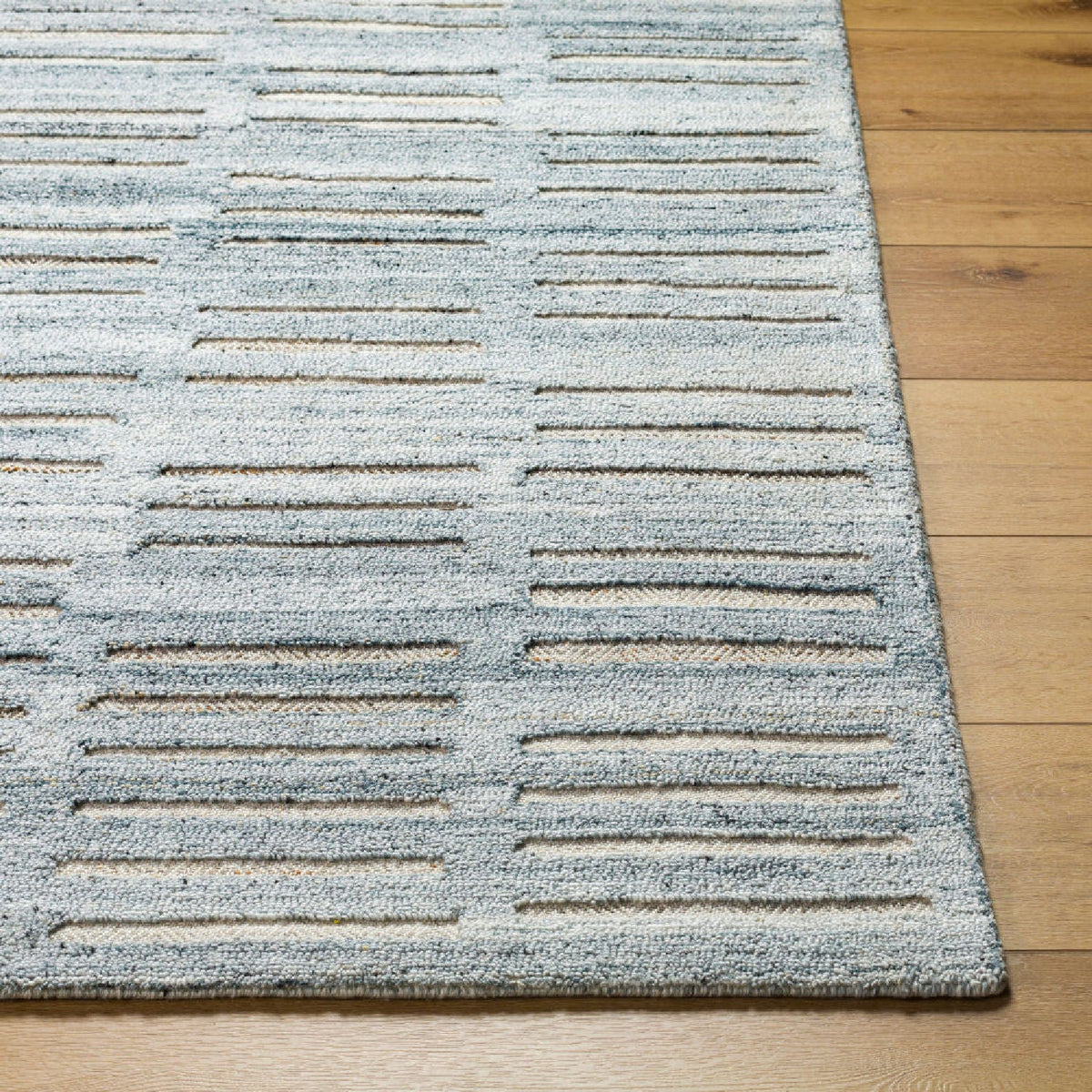 Modern furniture - Hand-Tufted Yarn Carpet - www.oroa.com