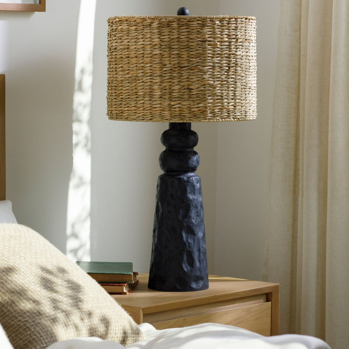 Modern European furniture - Woven Seagrass Accent Table Lamp - www.oroa.com