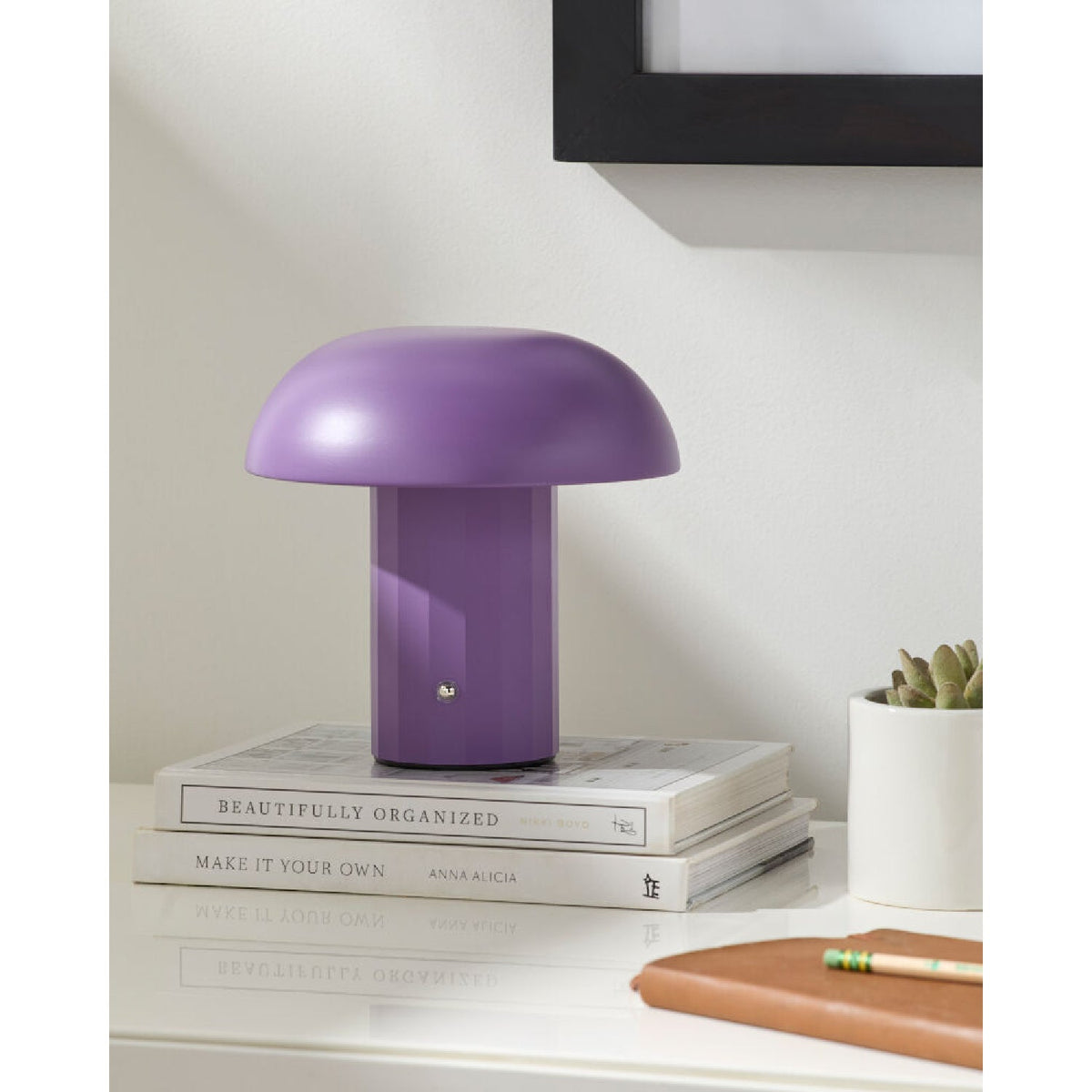 Modern European furniture - Iron Dome Table Lamp - www.oroa.com