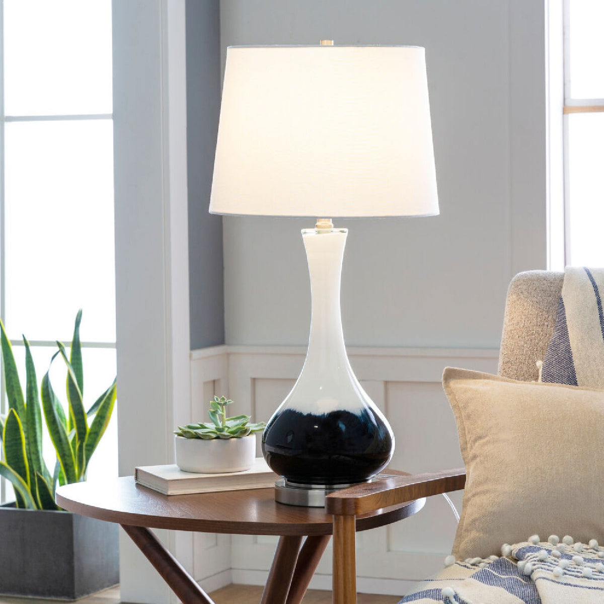 Modern European furniture - Two-Colored Glass Table Lamp - www.oroa.com