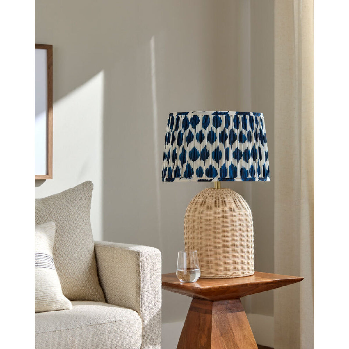 Modern European furniture - Blue Patterned Fabric Table Lamp - www.oroa.com