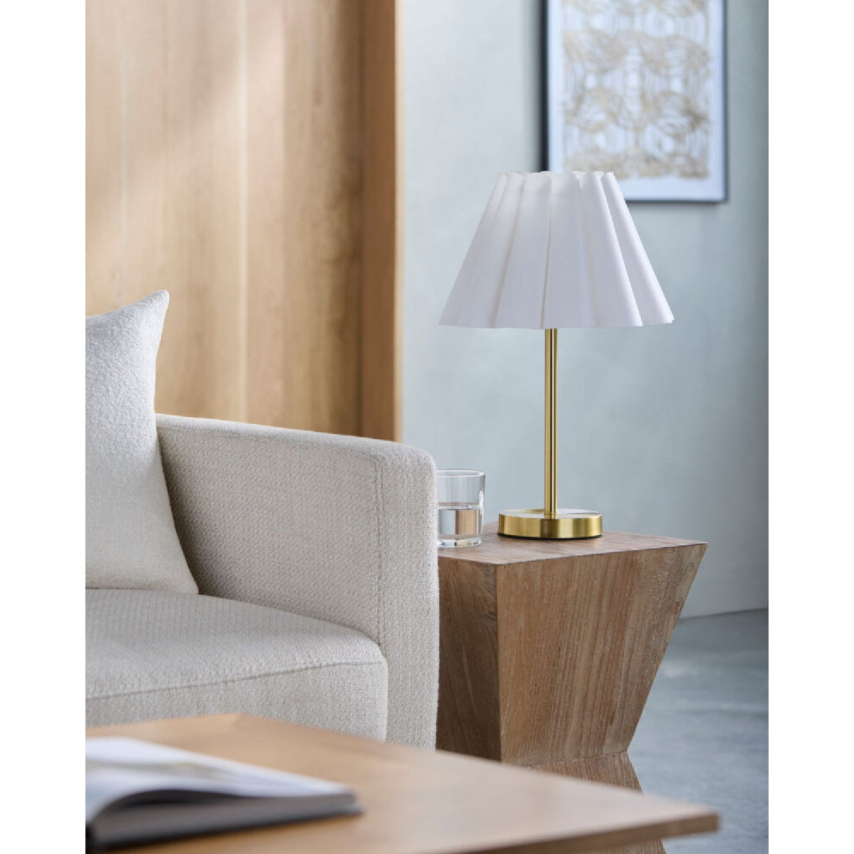 Modern European furniture - Iron Base Linen Table Lamp - www.oroa.com