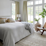 Modern European furniture - White Ceramic Table Lamp - www.oroa.com