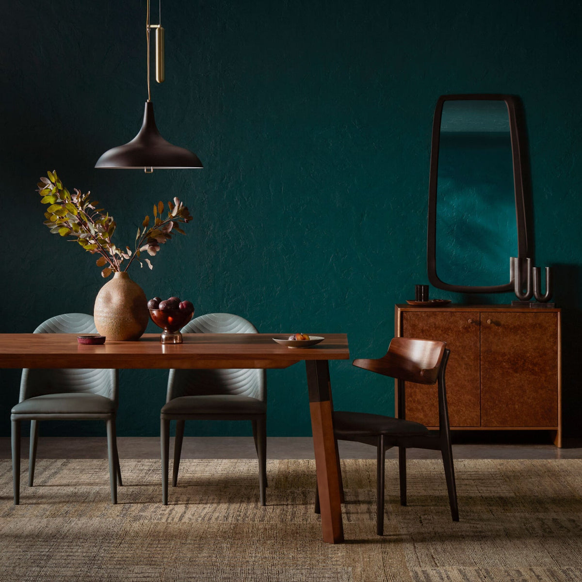 Modern European furniture - Hat-Shaped Metal Pendant Lamp - www.oroa.com