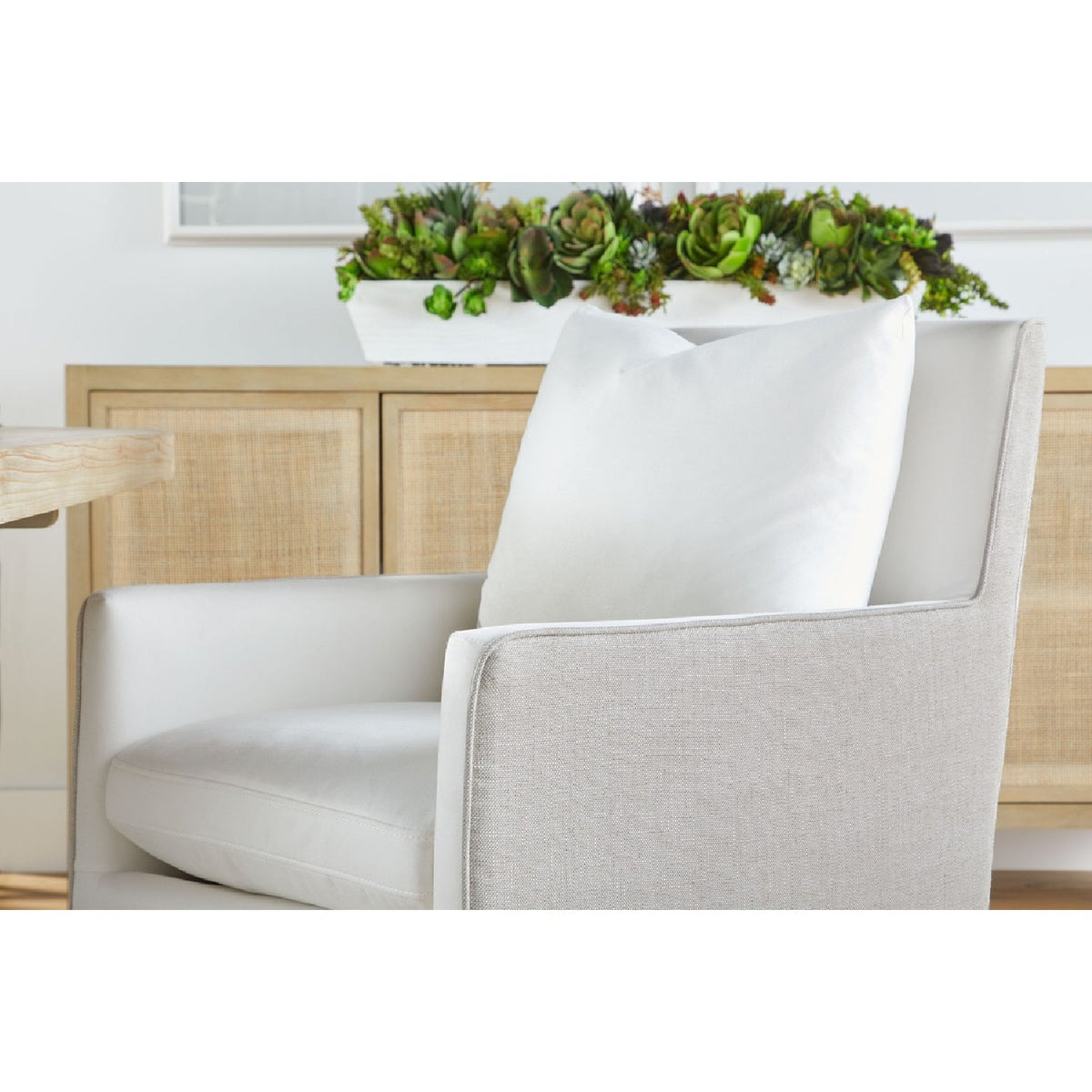 Two-Toned Wheeled Lounge Chair | Living Essentials Harmony