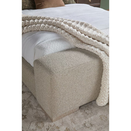 Modern European furniture - Minimalist Upholstered Bed - www.oroa.com