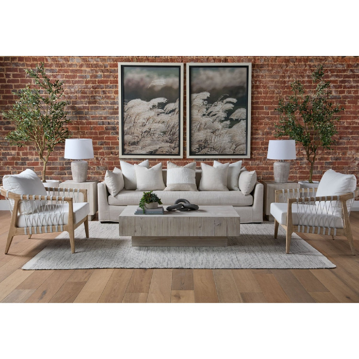 Whitewashed Pine Wood Coffee Table | Living Essentials Montauk