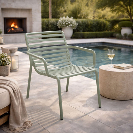 Slatted Stackable Outdoor Lounge Chair | Nardi Doga