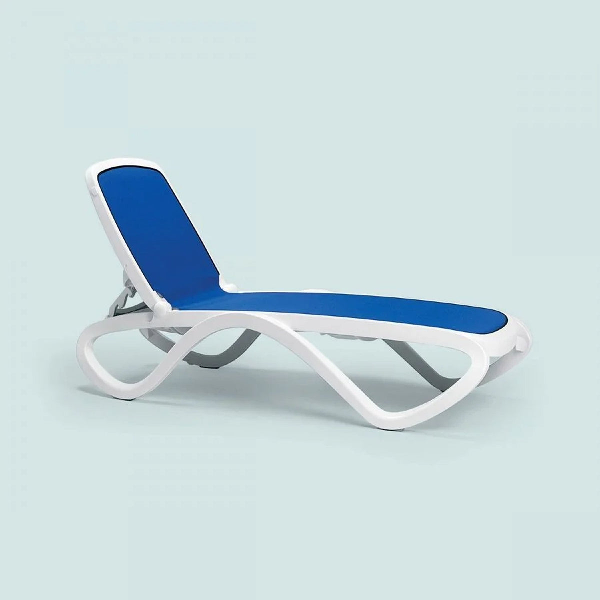 Fabric Adjustable Outdoor Chaise Lounge | Nardi Omega | OROA.com