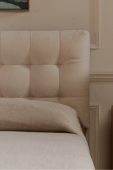 Modern European furniture - Tufted Storage Bed - www.oroa.com