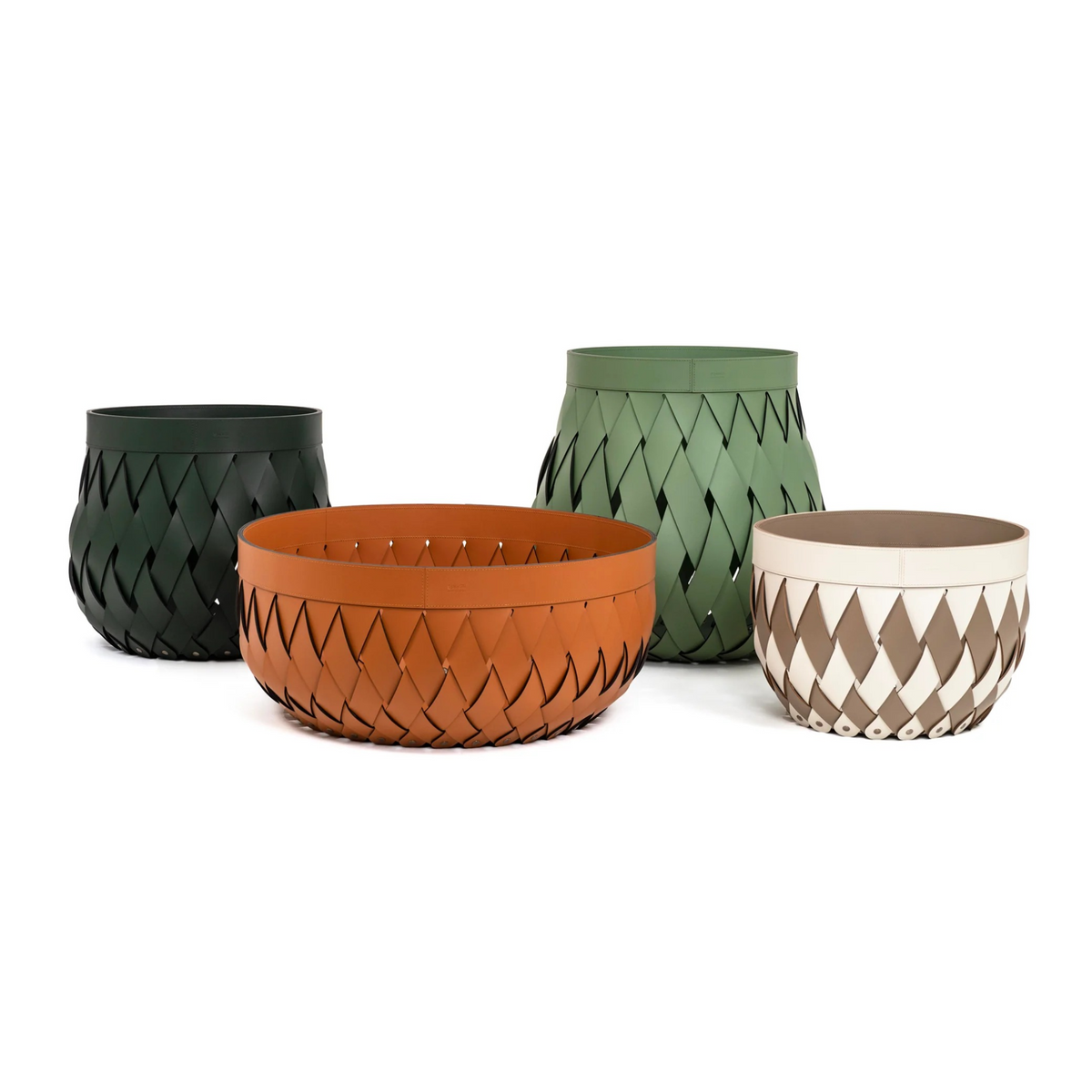 Handwoven Leather Round Basket L | Pinetti Canaria | OROA.com