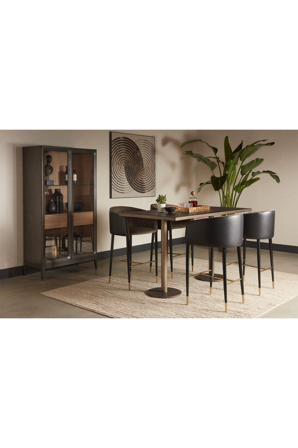 Hand-woven Wool Area Rug by Splendido Deva, alternate view 18